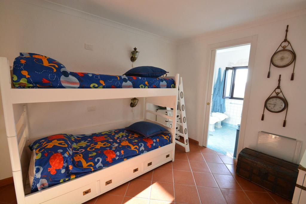 Neranya Apartment Massa Lubrense Cameră foto